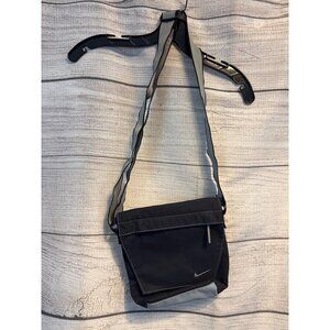 Nike Black Crossbody Bag With Adjustable Strap